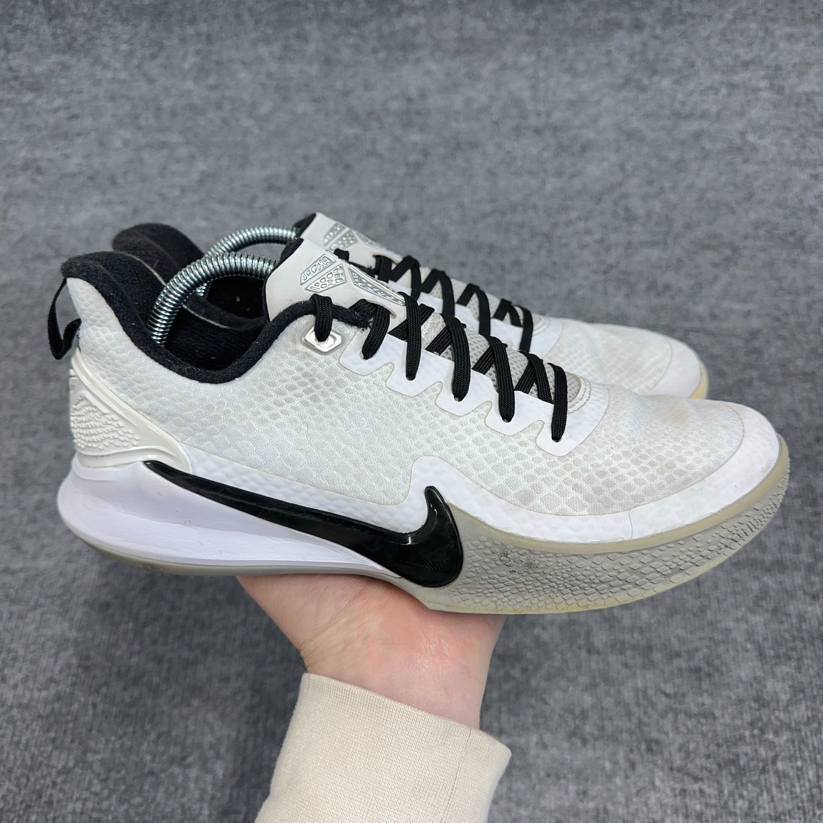 Nike Mamba Focus Tb White Grey Black At1214-100 Men's 9.5 Kobe Bryant #24